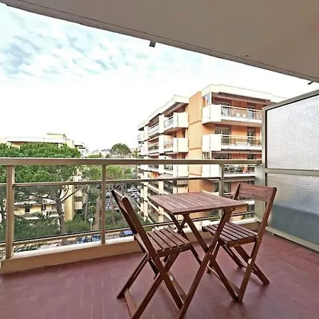 Nouveau - 4 Pers. - Clim Terrasse Parking Saint-Raphael (Var)